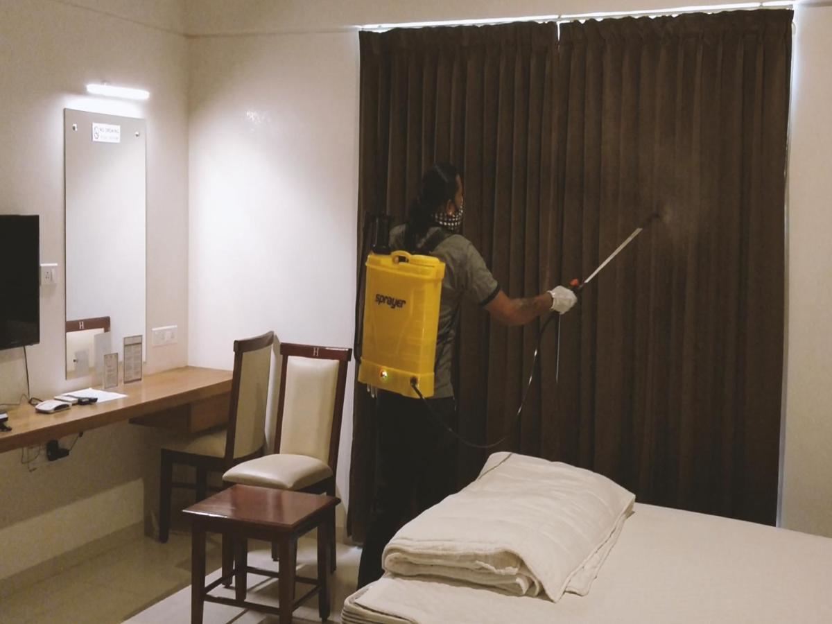 מייזור Heritage Inn מראה חיצוני תמונה
