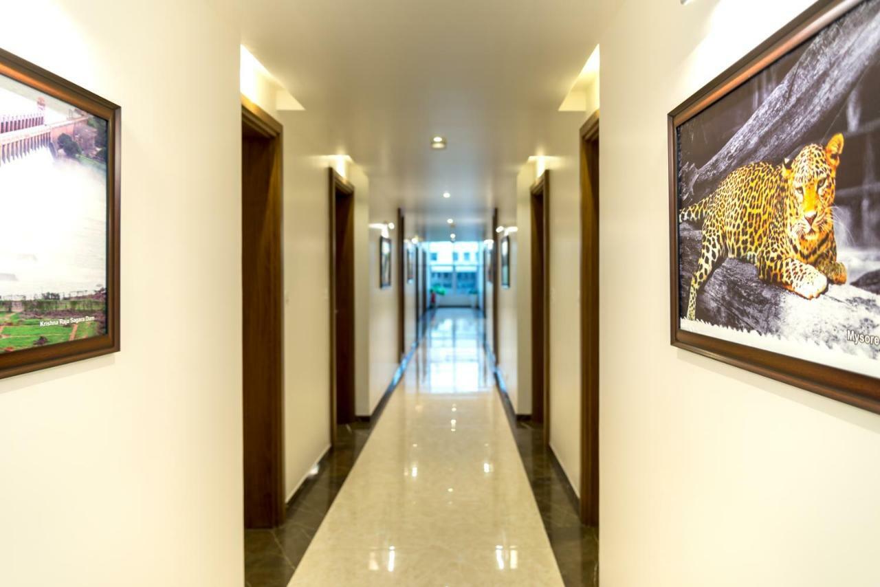 מייזור Heritage Inn מראה חיצוני תמונה
