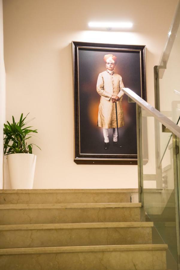מייזור Heritage Inn מראה חיצוני תמונה