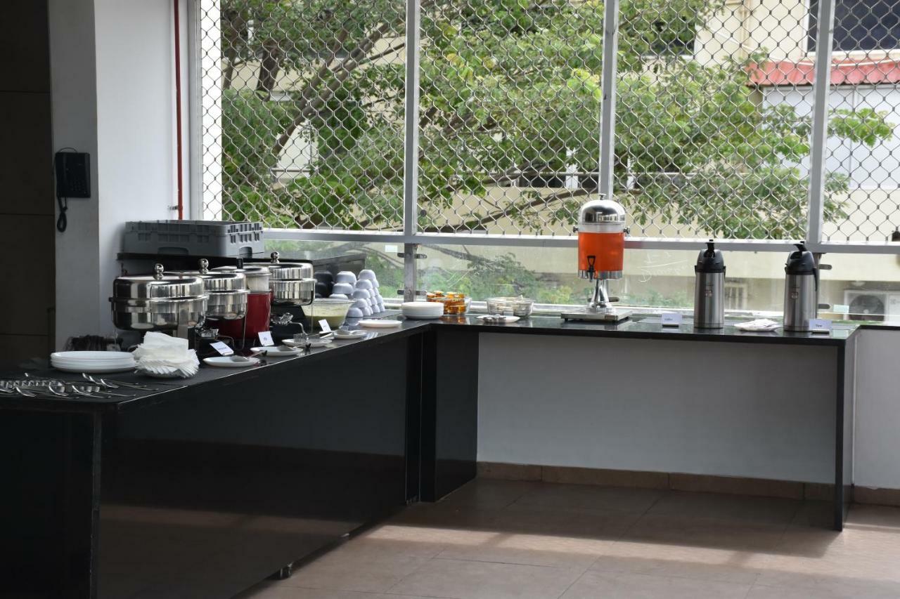 מייזור Heritage Inn מראה חיצוני תמונה