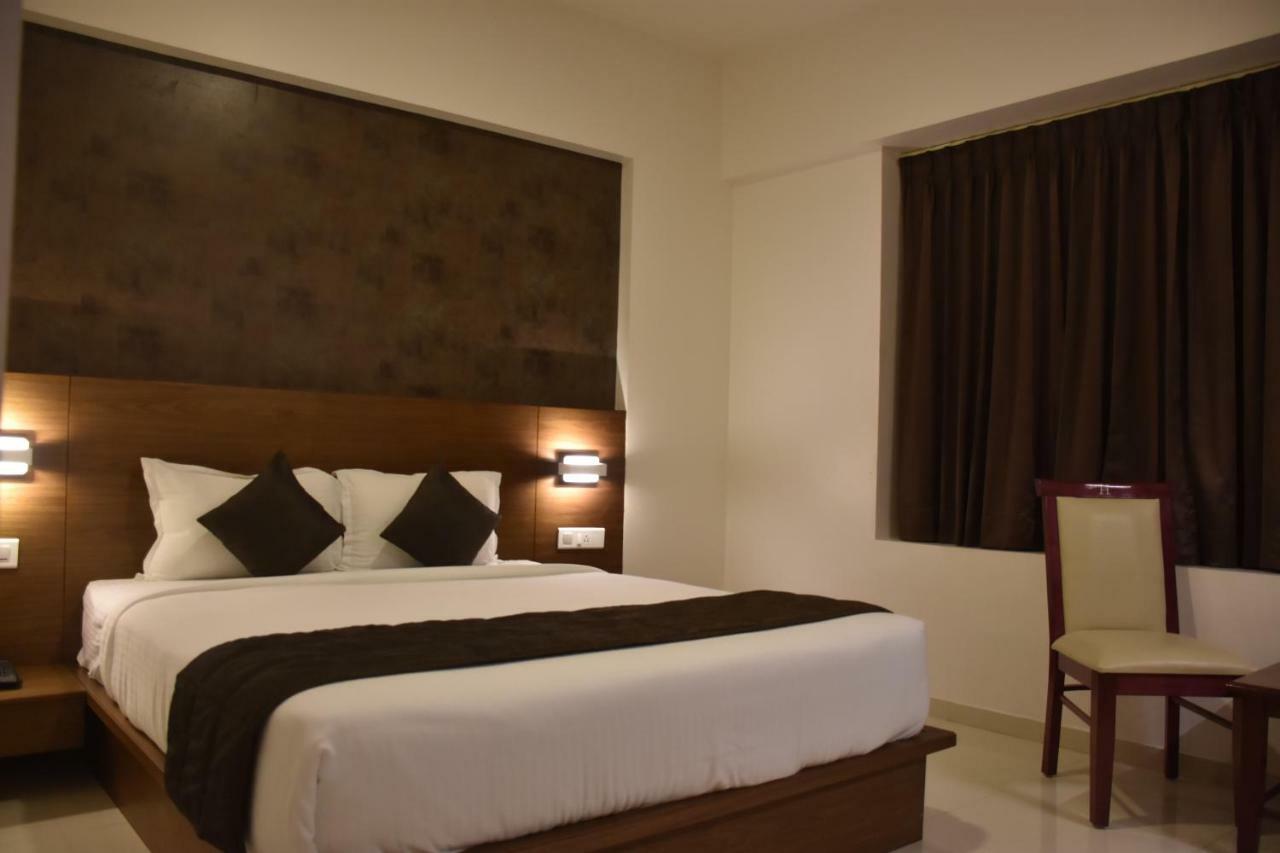 מייזור Heritage Inn מראה חיצוני תמונה